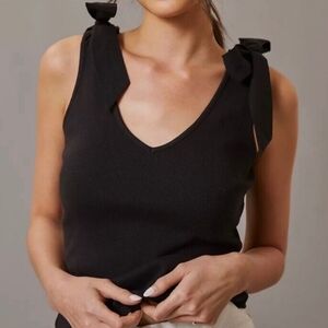 Maeve black bow top